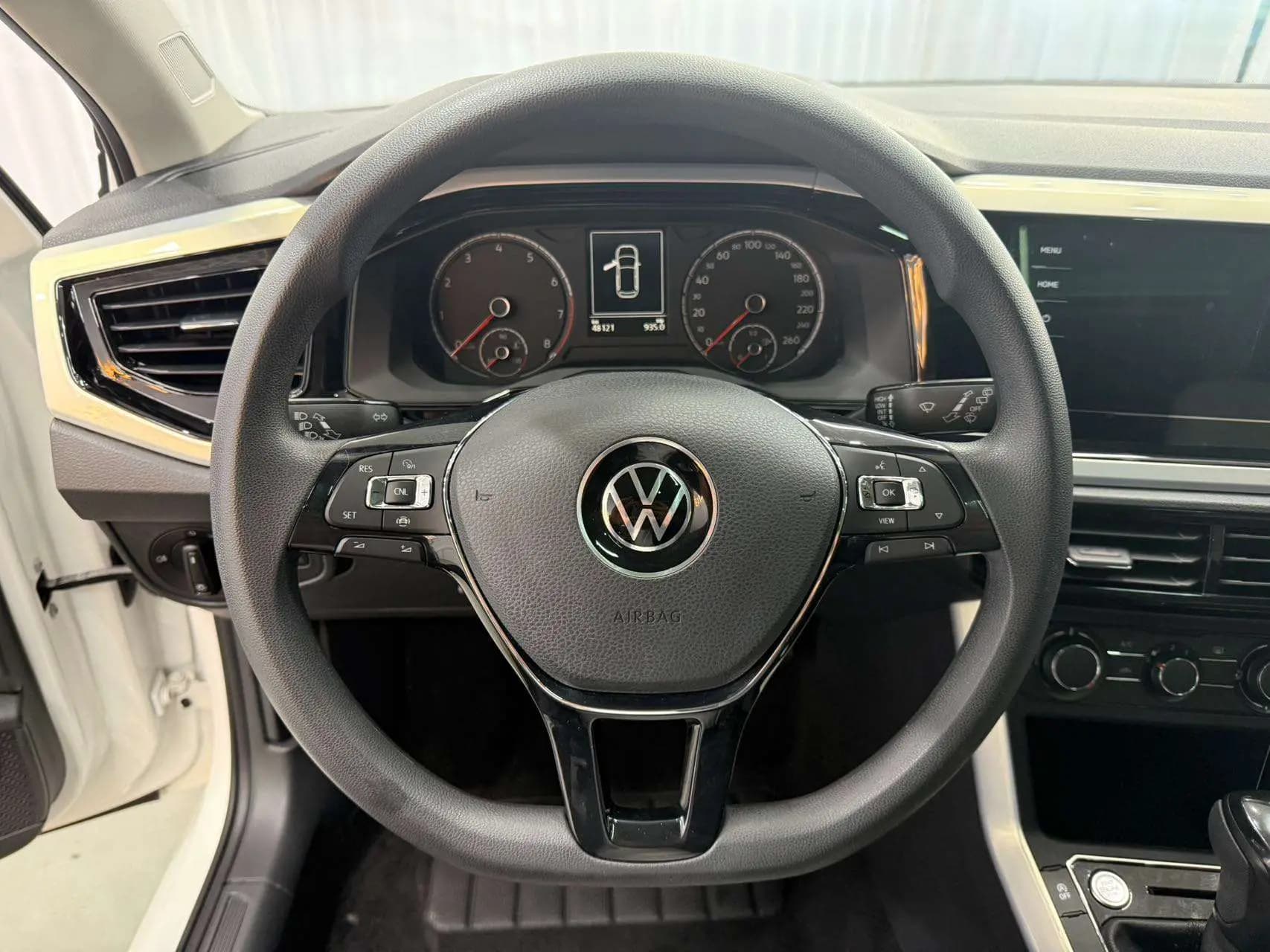 Volkswagen Polo 2022 г. 48000 км. — фото 12