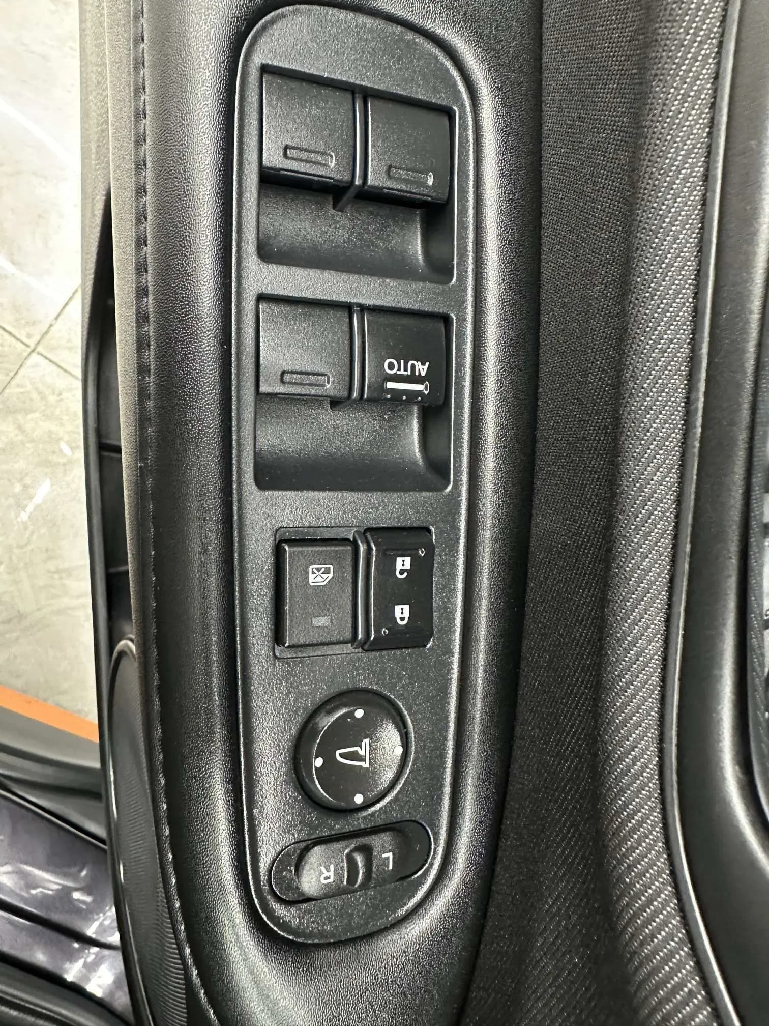 Honda Vezel 2022 г. 55059 км. — фото 10