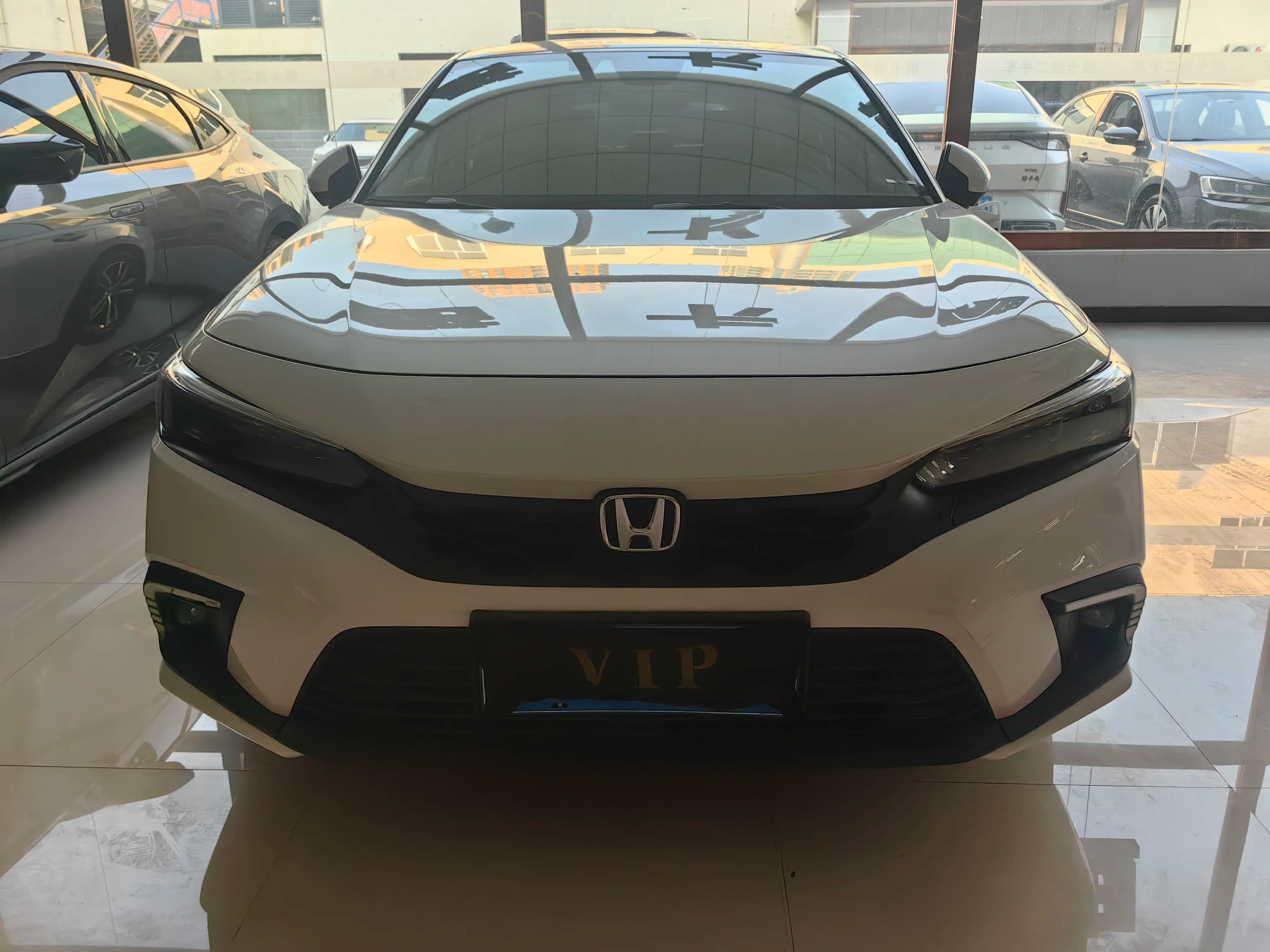 Honda Civic 2023 г. 12109 км. — фото 2