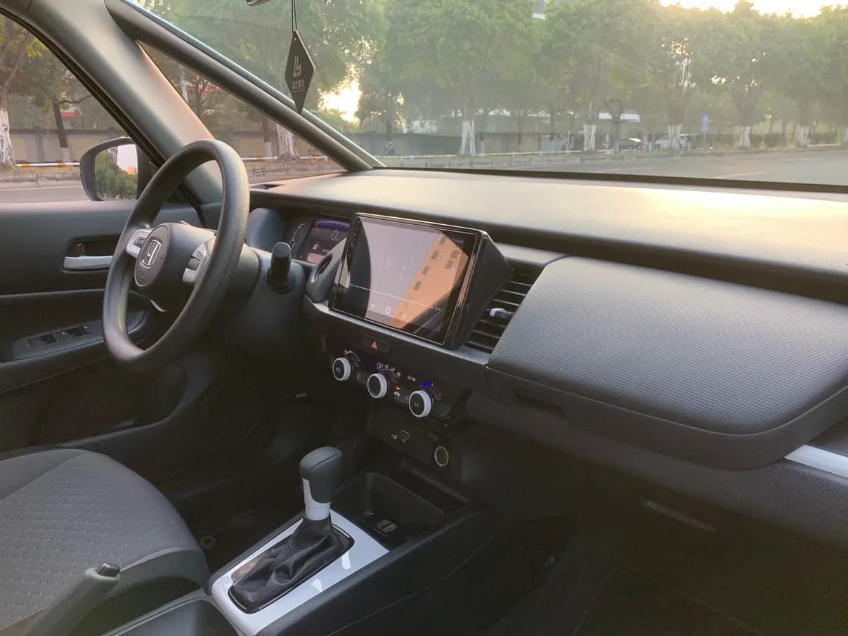 Honda Fit 2022 г. 38098 км. — фото 21