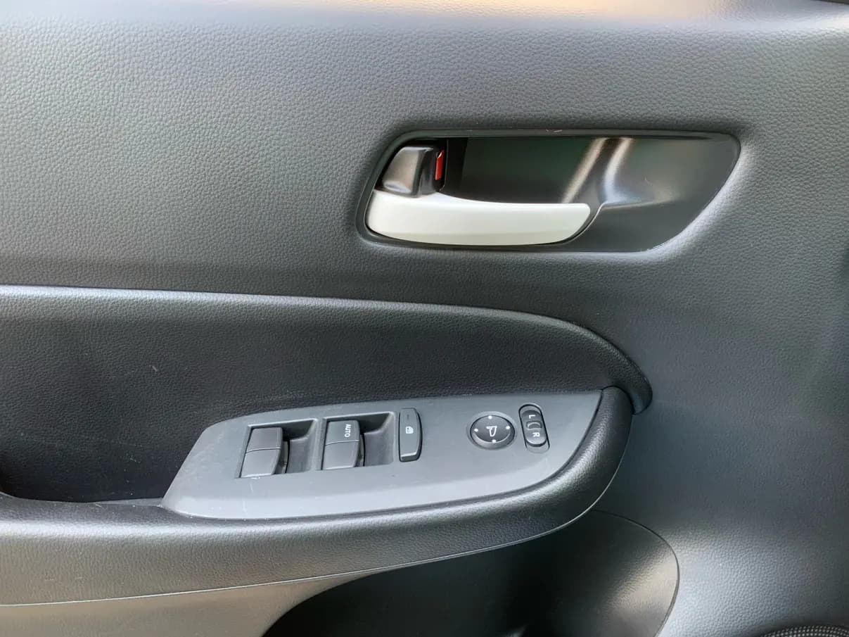 Honda Fit 2022 г. 38098 км. — фото 26