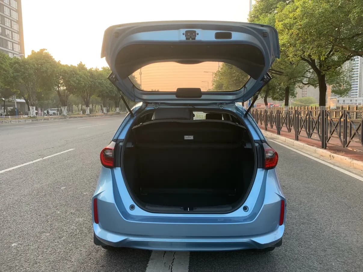 Honda Fit 2022 г. 38098 км. — фото 27