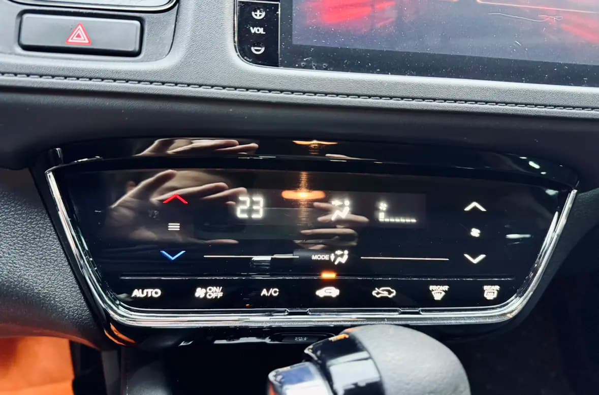 Honda Vezel 2021 г. 71093 км. — фото 9