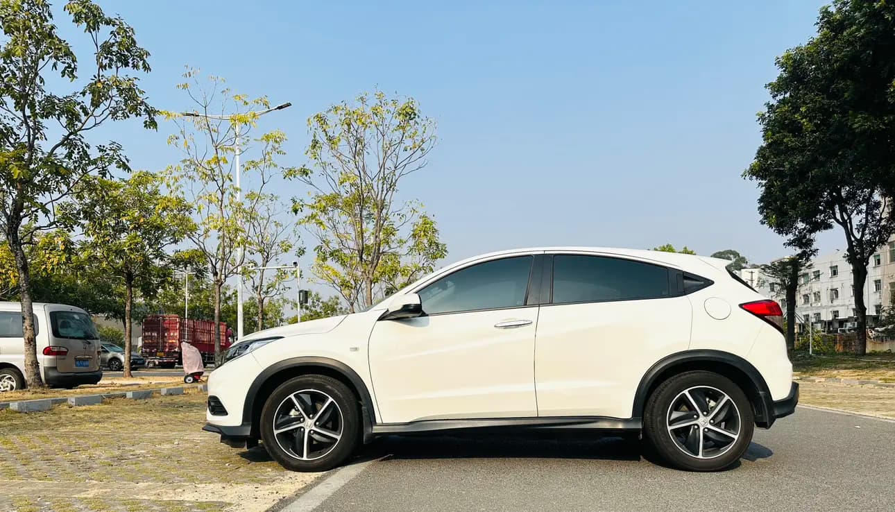 Honda Vezel 2022 г. 46794 км. — фото 4