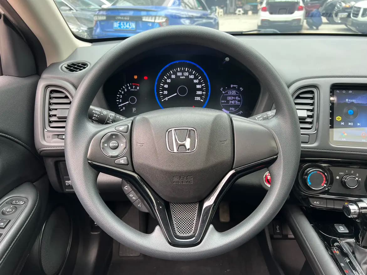 Honda Vezel 2021 г. 83095 км. — фото 17