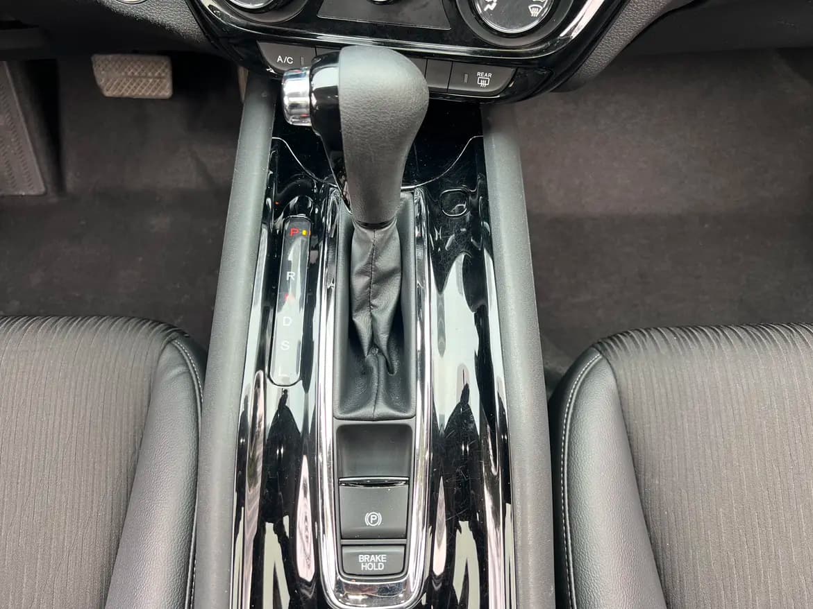 Honda Vezel 2021 г. 83095 км. — фото 18