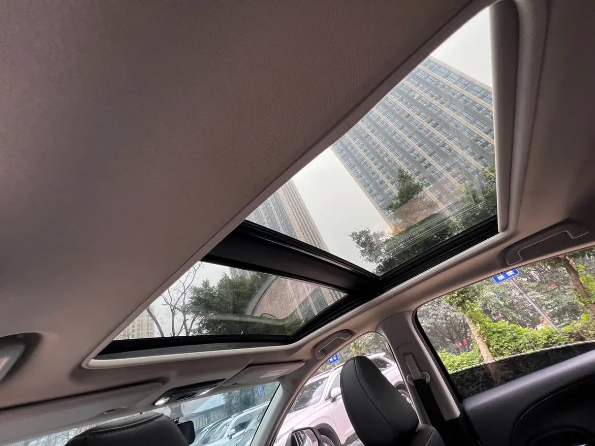 Honda Vezel 2021 г. 83095 км. — фото 22