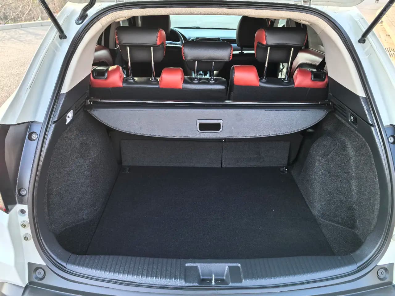 Honda Vezel 2022 г. 53097 км. — фото 20