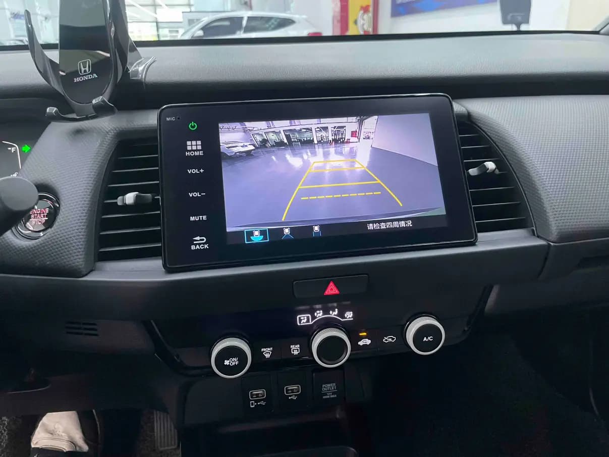 Honda Fit 2022 г. 15099 км. — фото 14