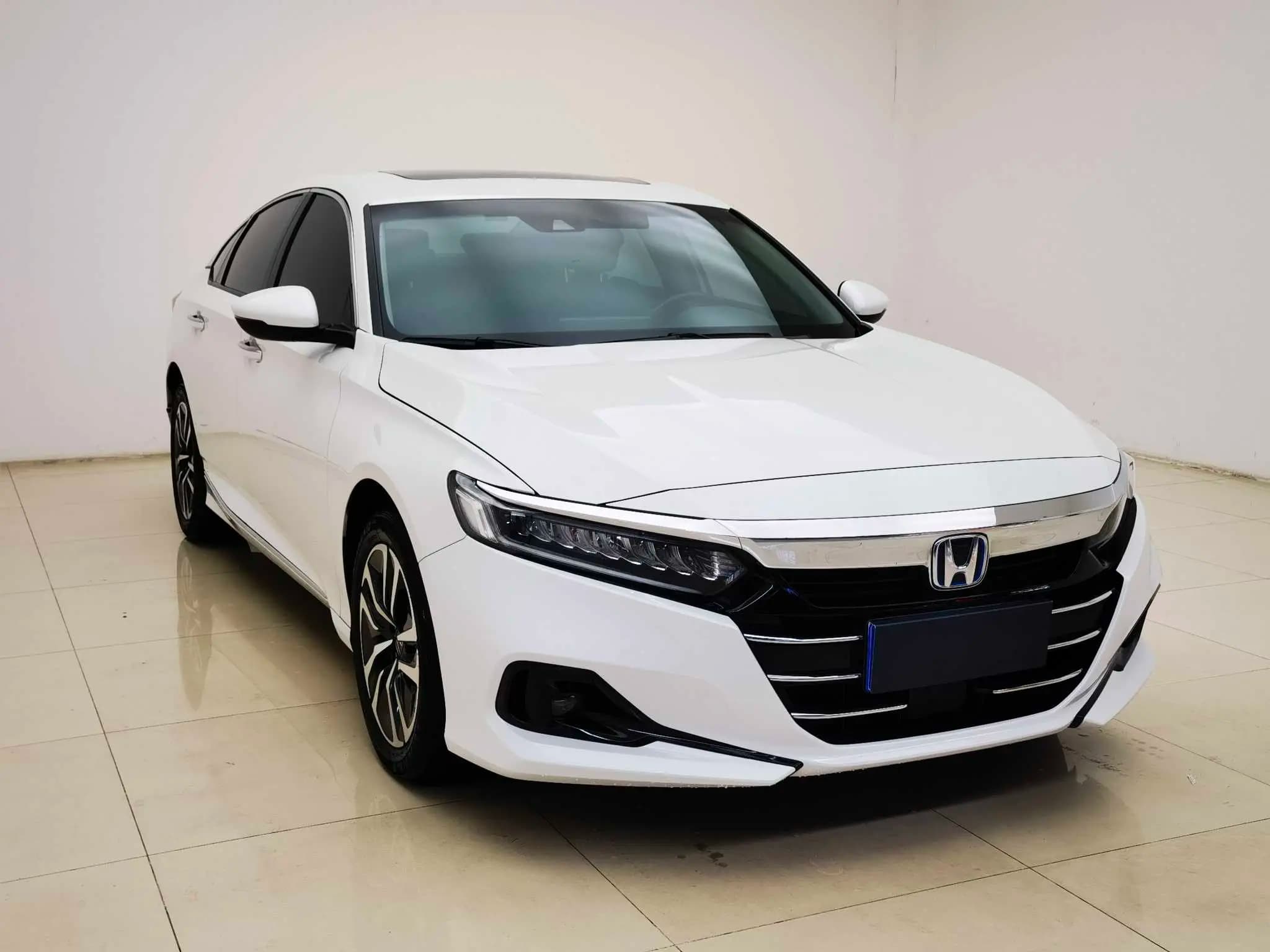 Honda Accord 2022 г. 48039 км. — фото 3