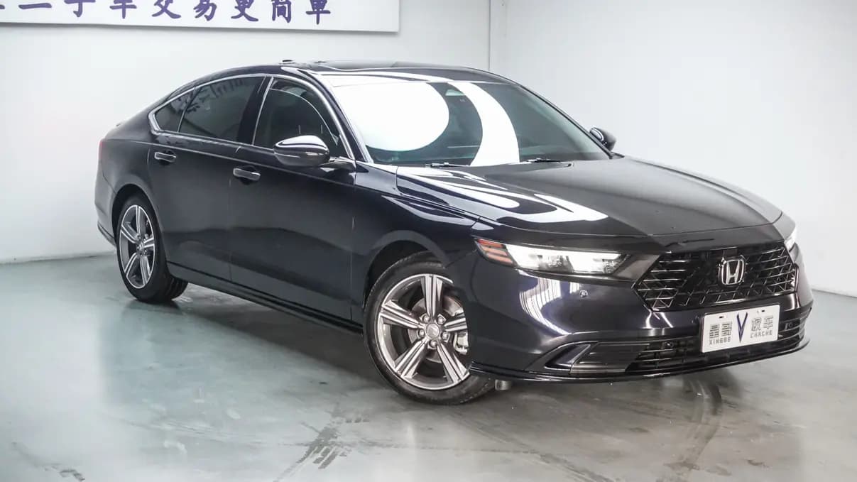 Honda Accord 2024 г. 23042 км. — фото 17