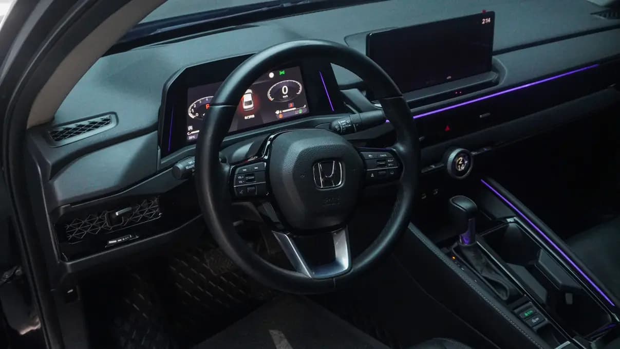 Honda Accord 2024 г. 23042 км. — фото 20