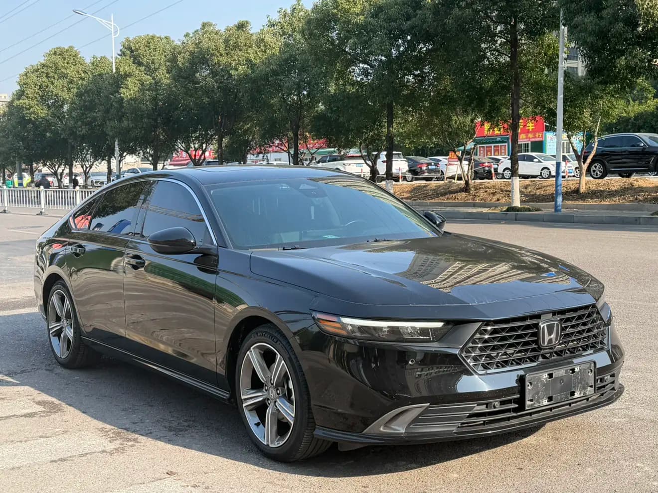 Honda Accord 2024 г. 34124 км. — фото 3