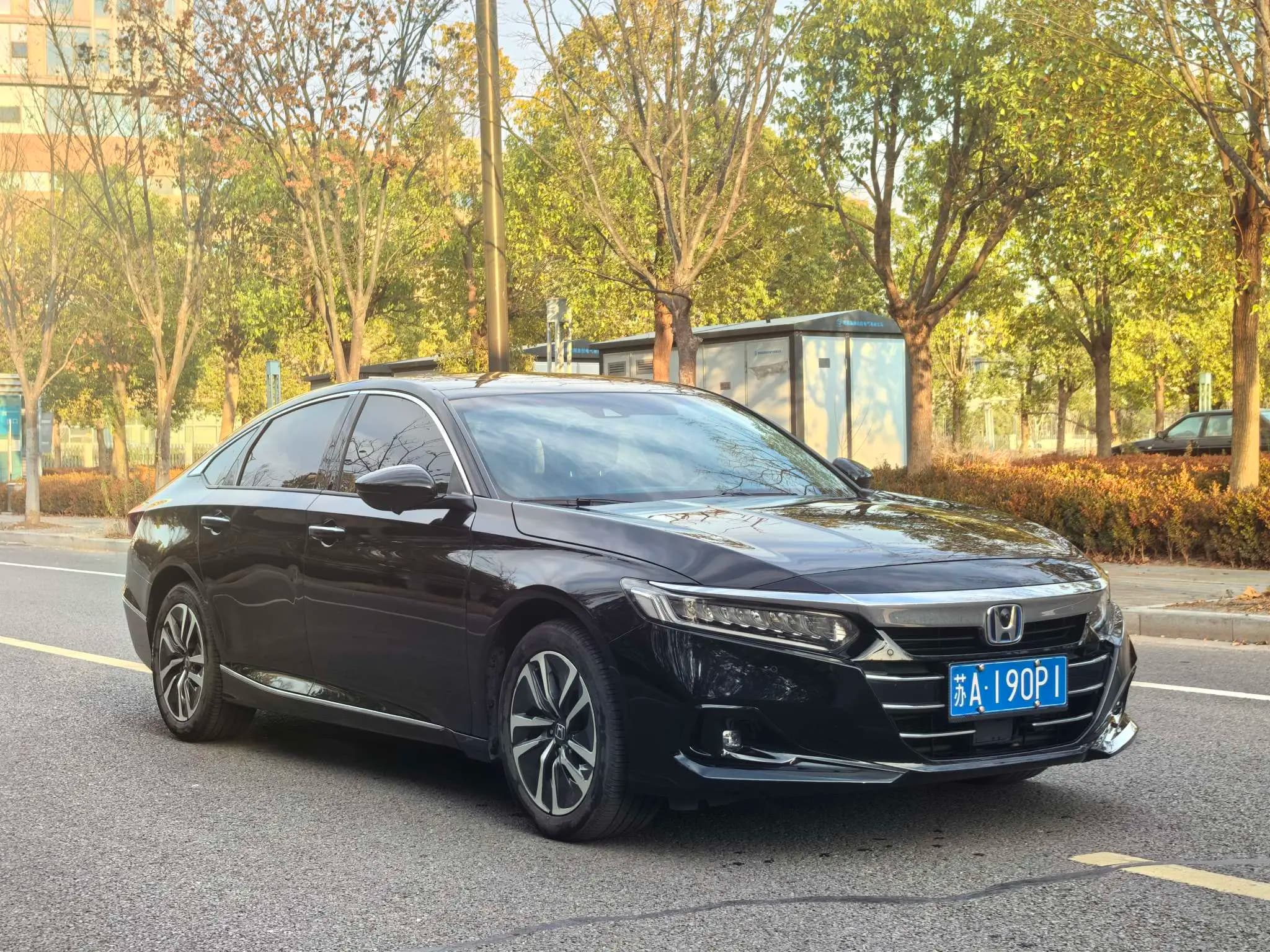Honda Accord 2023 г. 28123 км. — фото 2