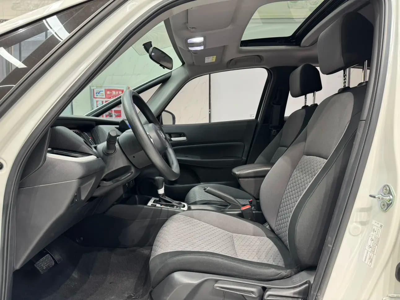 Honda Fit 2022 г. 18100 км. — фото 12