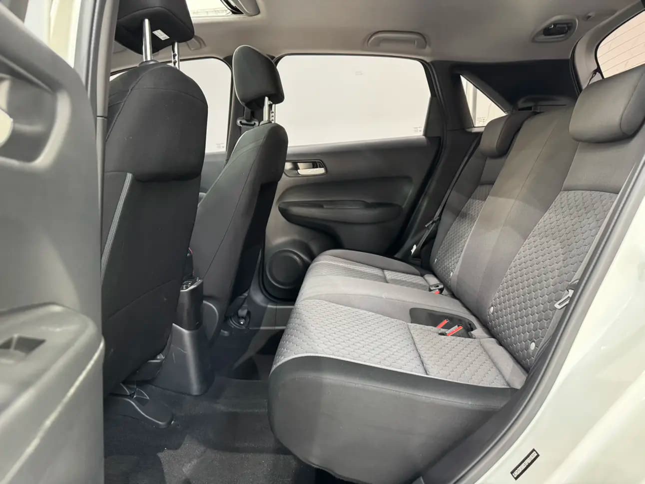 Honda Fit 2022 г. 18100 км. — фото 13