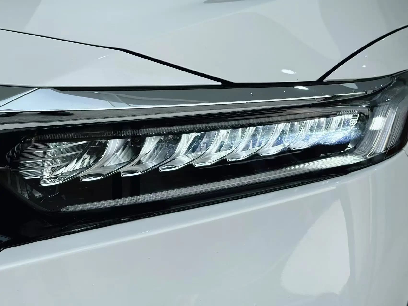 Honda Accord 2022 г. 16921 км. — фото 8