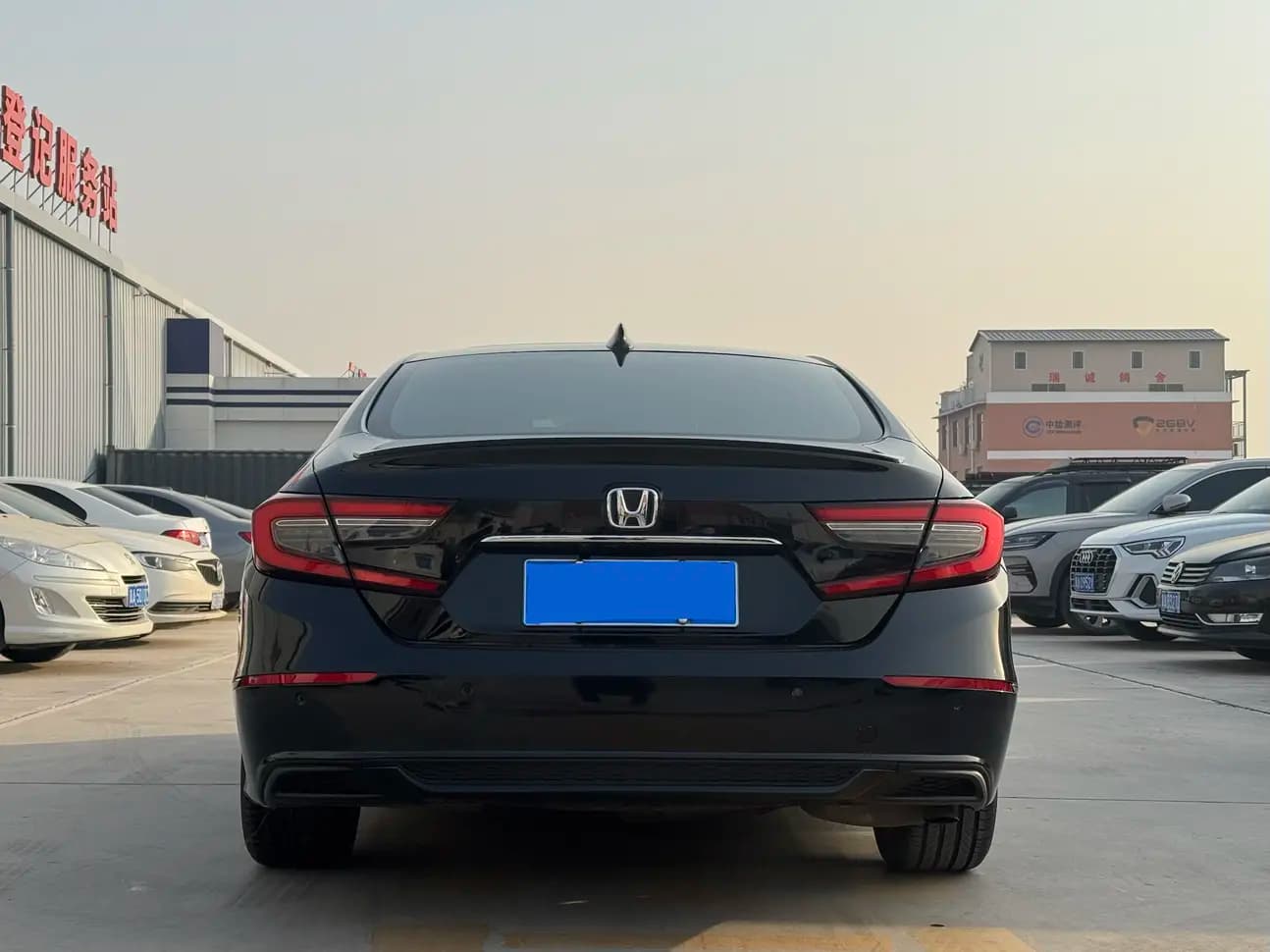 Honda Accord 2022 г. 73120 км. — фото 4