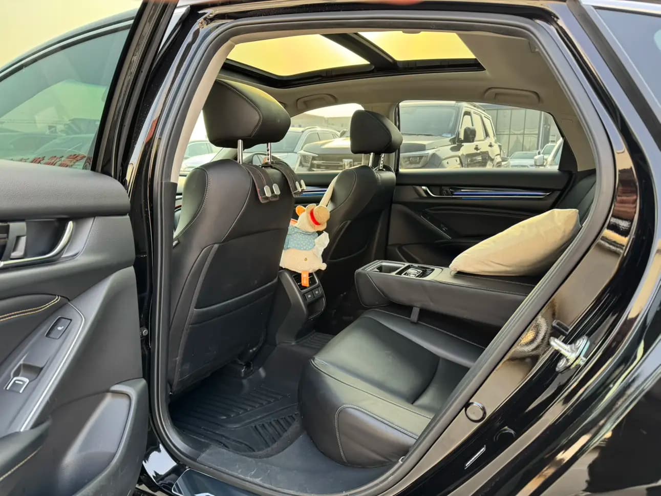Honda Accord 2022 г. 73120 км. — фото 9