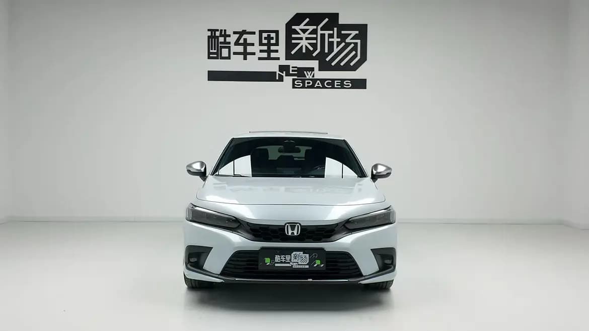 Honda Civic 2023 г. 29710 км. — фото 2