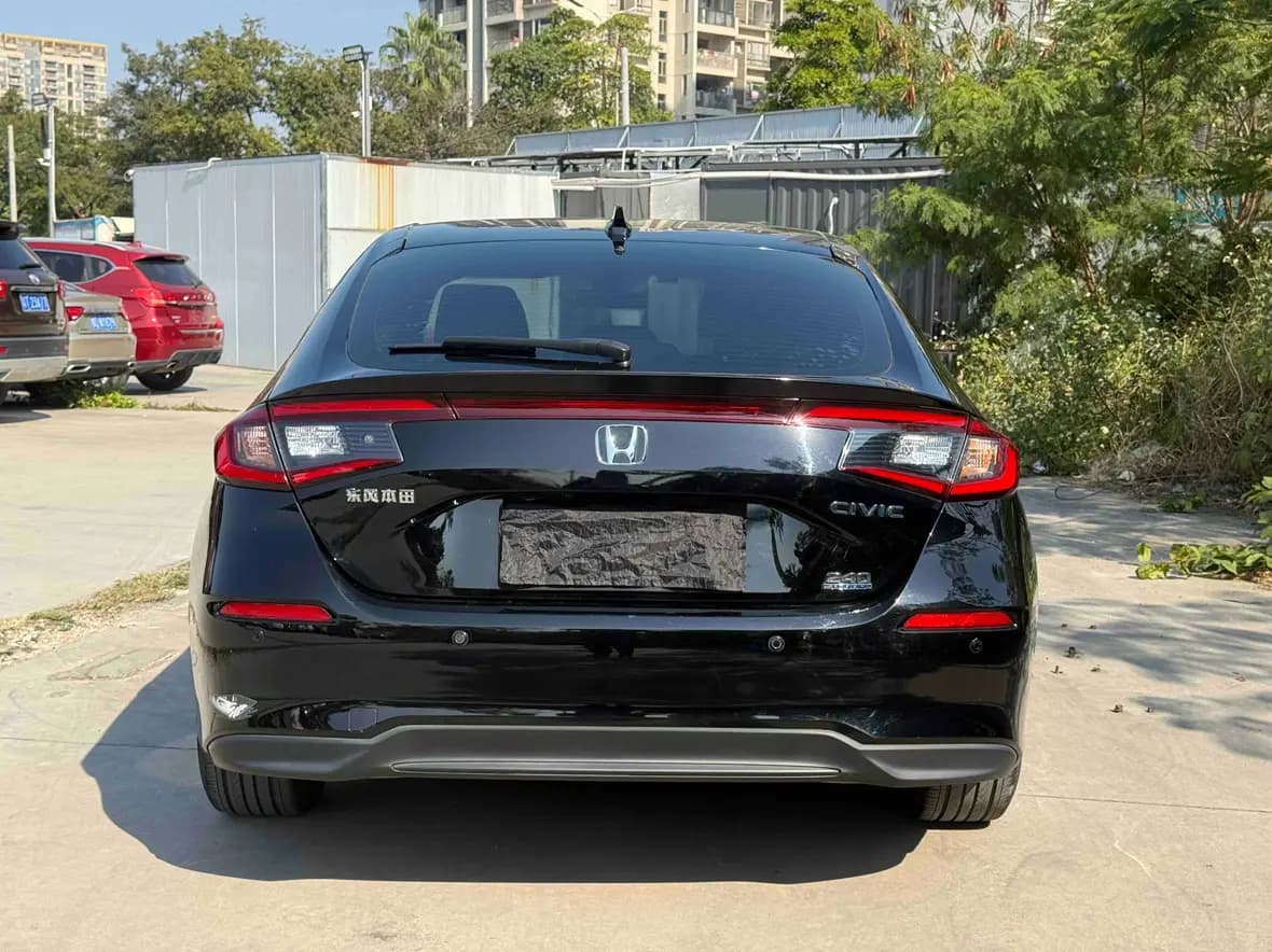 Honda Civic 2023 г. 24013 км. — фото 4