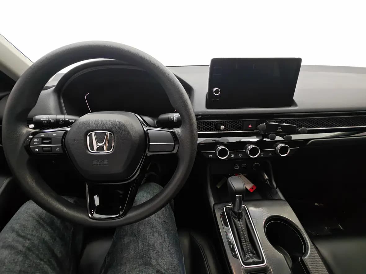 Honda Civic 2023 г. 13421 км. — фото 11