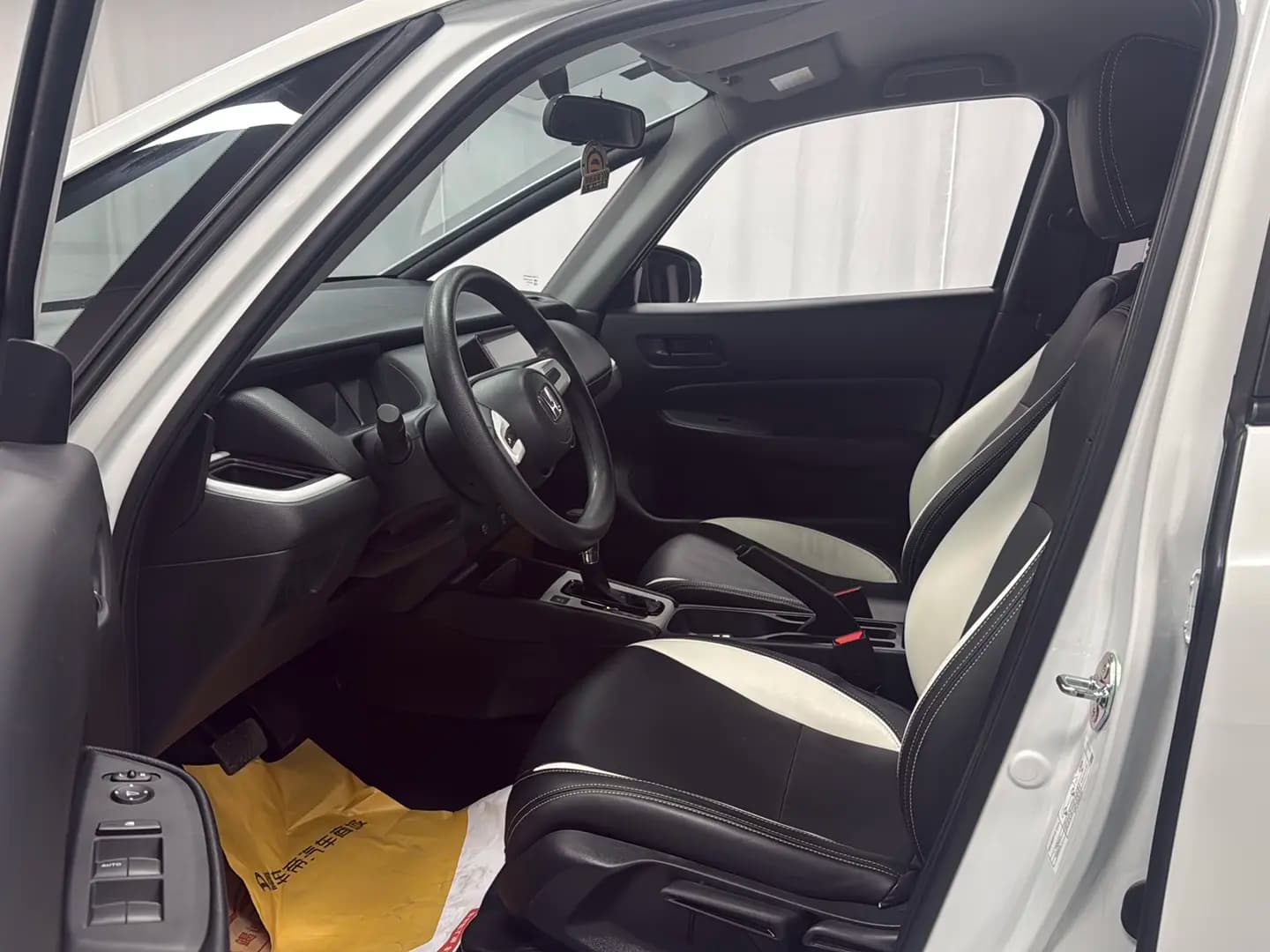 Honda Fit 2023 г. 13801 км. — фото 17