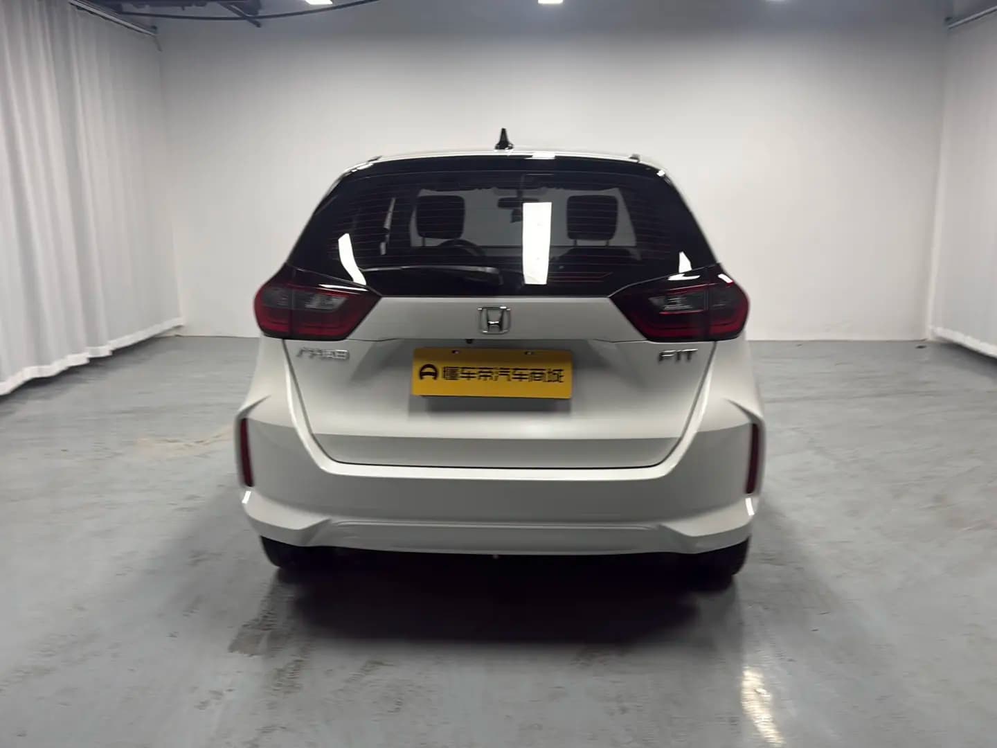 Honda Fit 2023 г. 13801 км. — фото 6