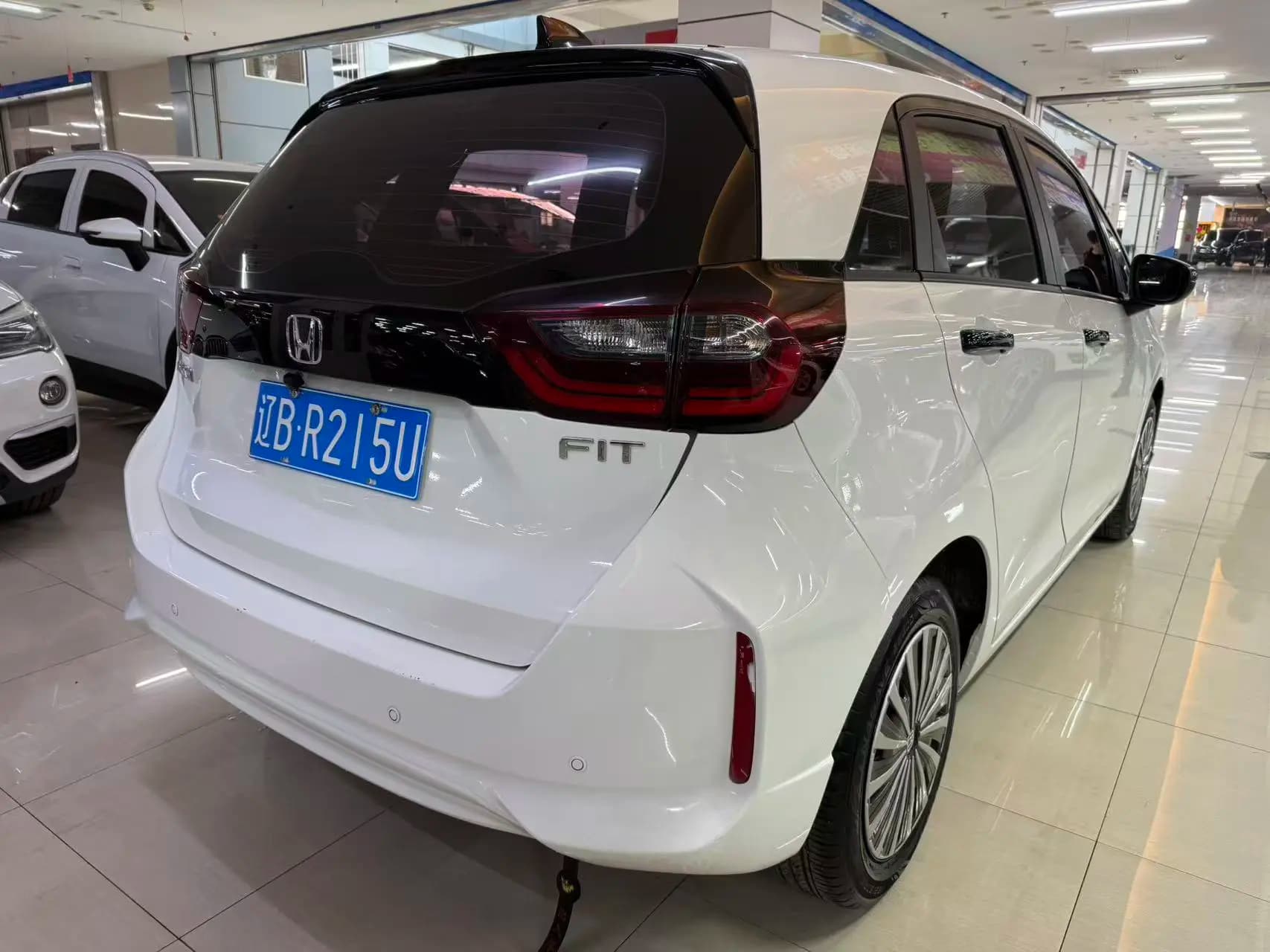 Honda Fit 2023 г. 4802 км. — фото 6