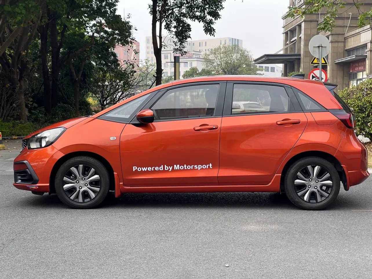 Honda Fit 2021 г. 43103 км. — фото 4