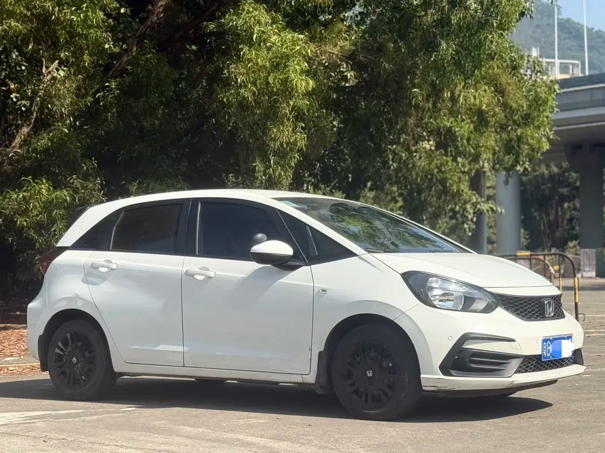 Honda Fit 2022 г. 34205 км. — фото 3