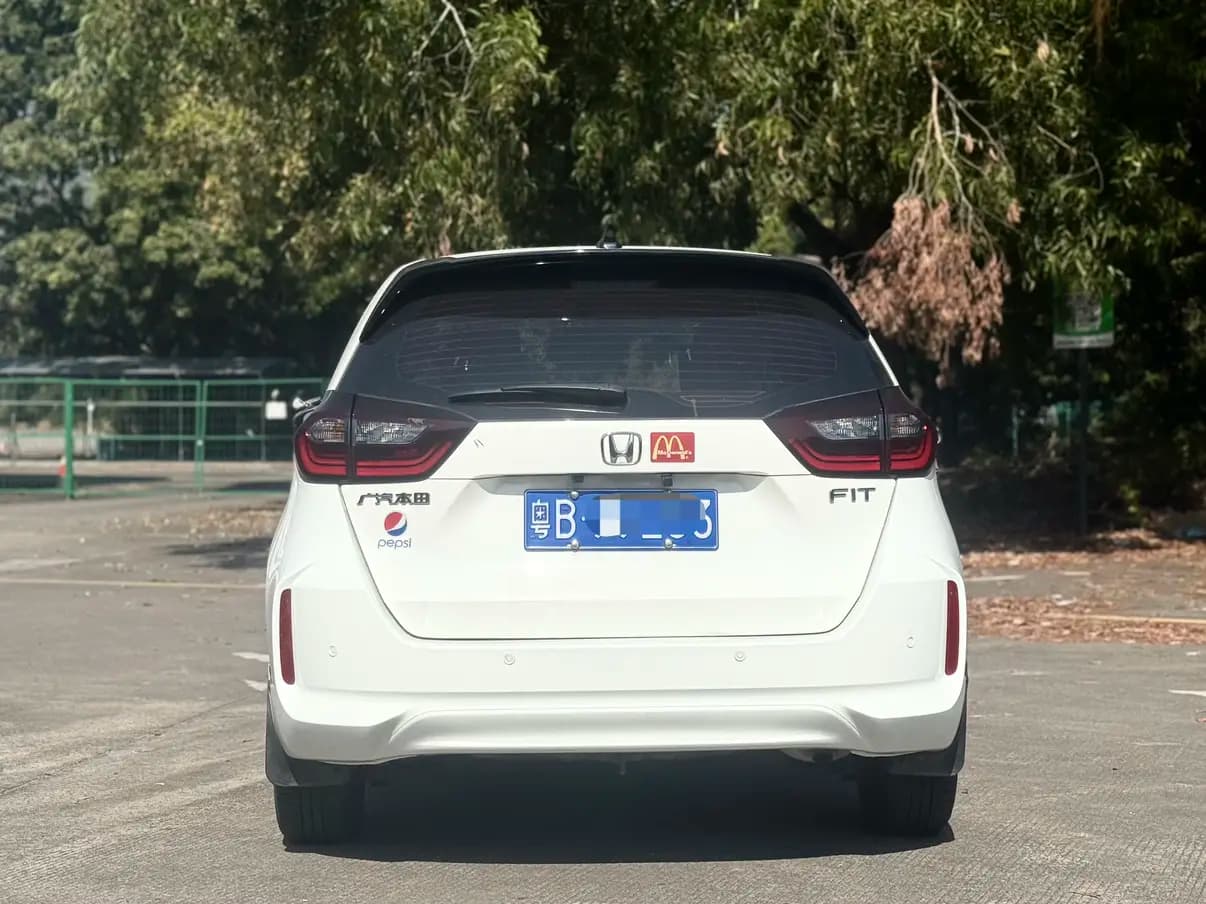 Honda Fit 2022 г. 34205 км. — фото 4