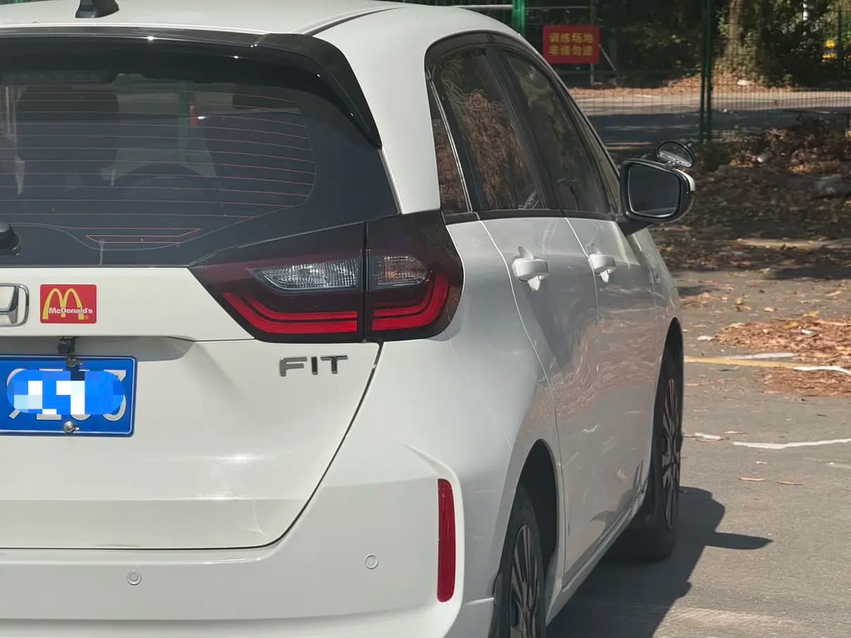 Honda Fit 2022 г. 34205 км. — фото 8