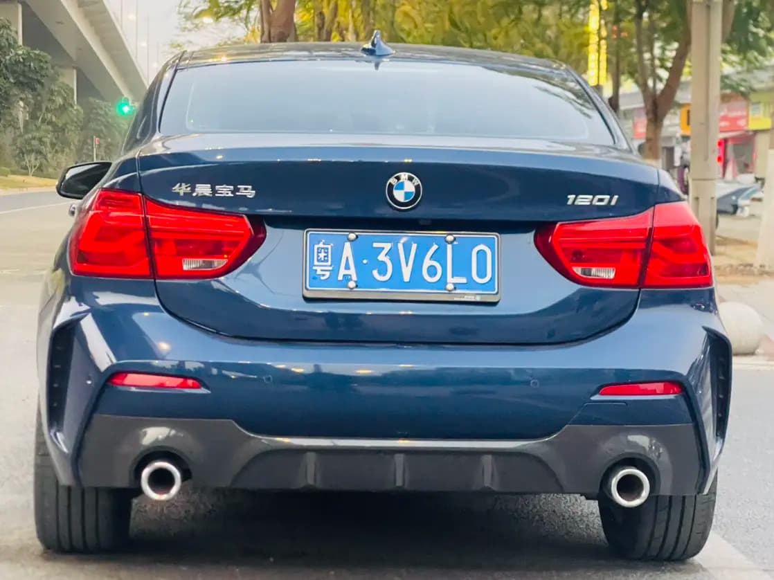 BMW 1 Series 2021 г. 30087 км. — фото 5
