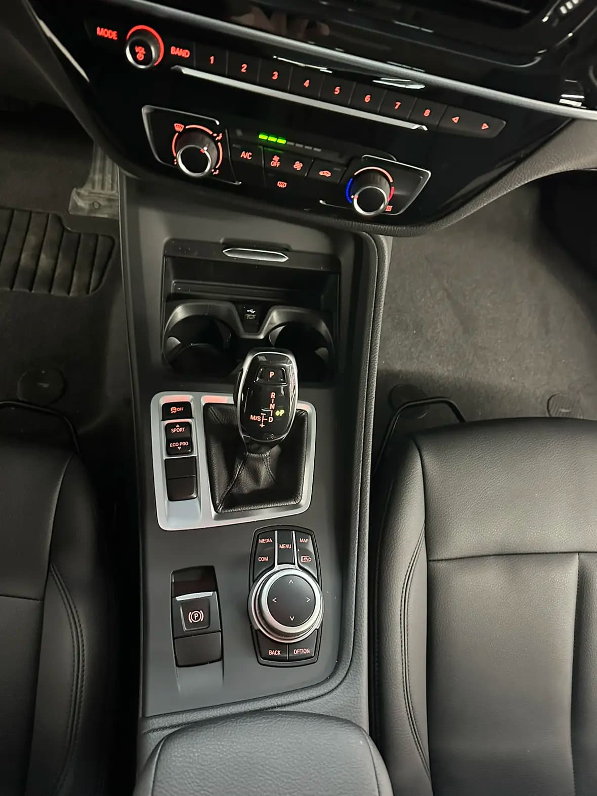 BMW 1 Series 2022 г. 34137 км. — фото 10