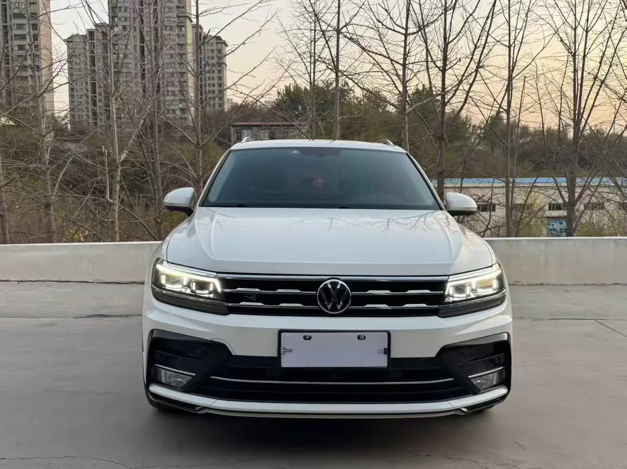 Volkswagen Tiguan L 2021 г. 70067 км. — фото 2