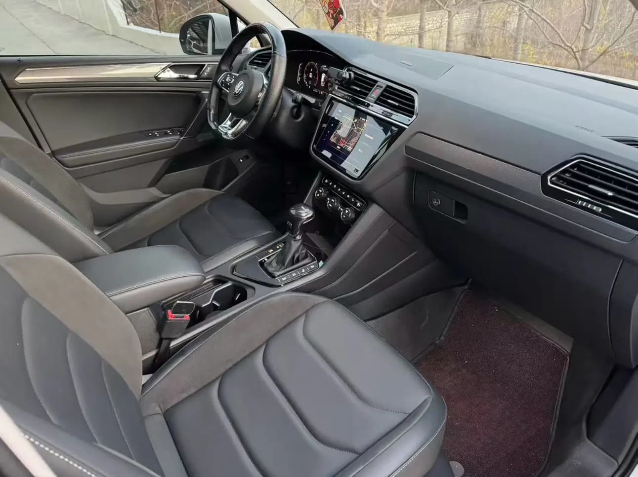 Volkswagen Tiguan L 2021 г. 70067 км. — фото 7