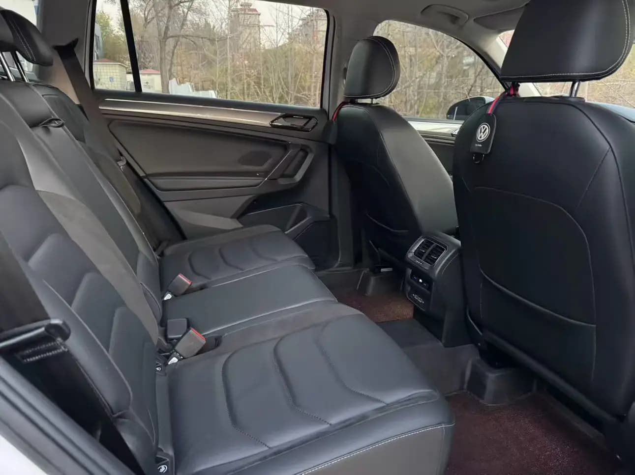 Volkswagen Tiguan L 2021 г. 70067 км. — фото 9