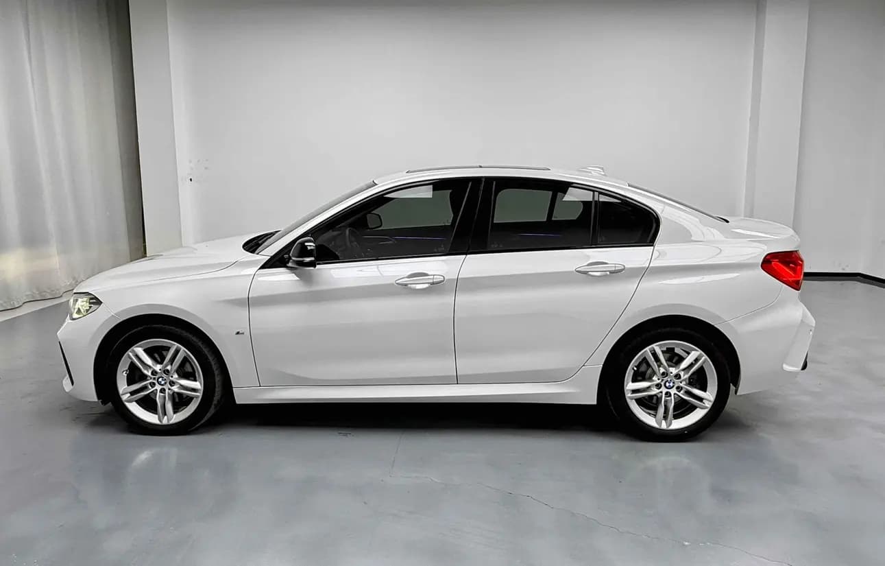 BMW 1 Series 2022 г. 23089 км. — фото 4