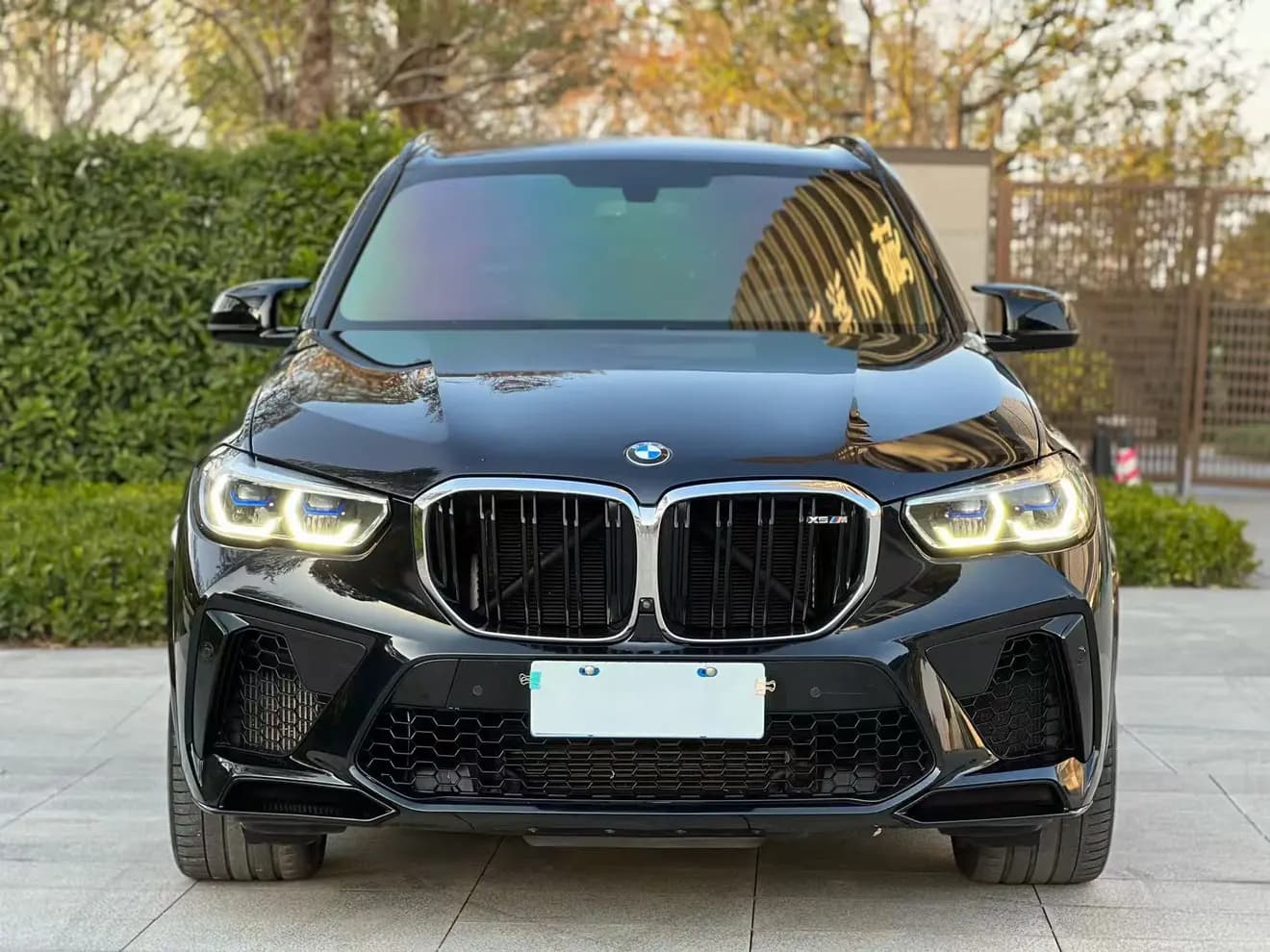 BMW X5M 2021 г. 86733 км. — фото 2