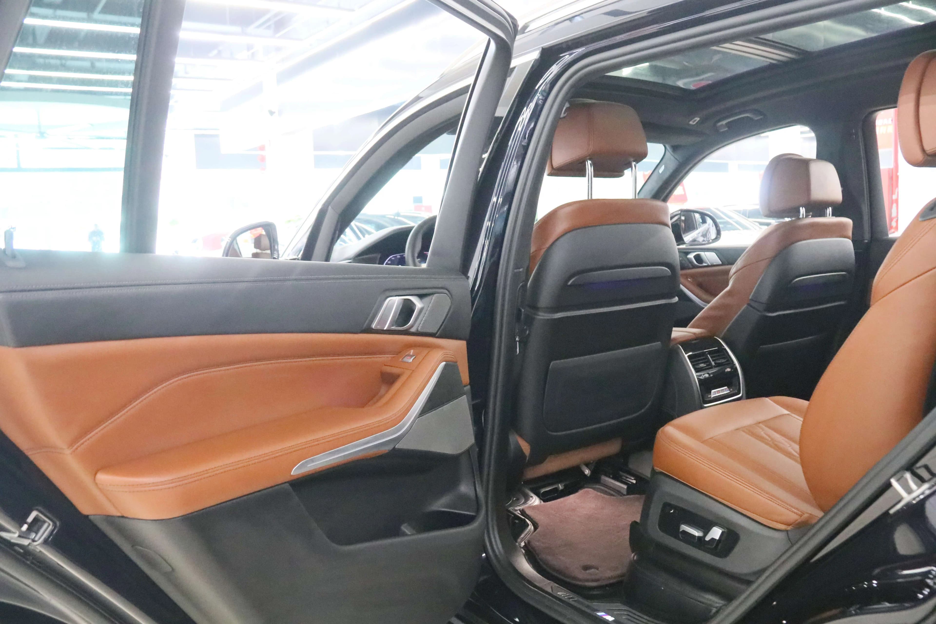 BMW X7 2022 г. 56516 км. — фото 4