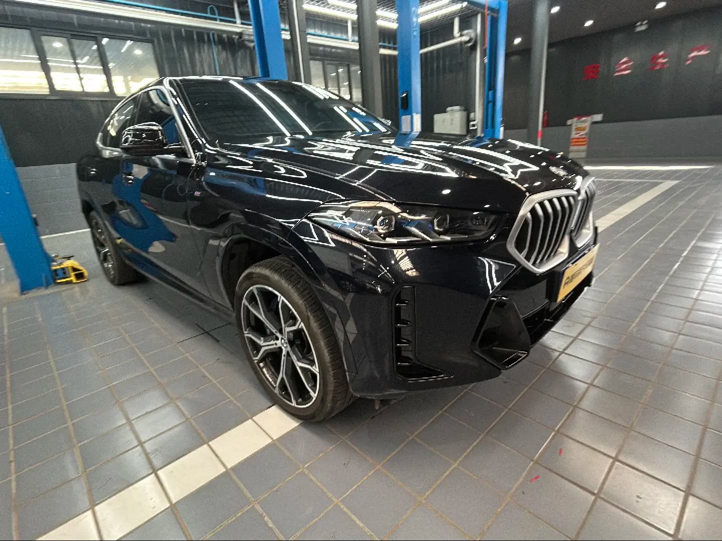 BMW X6 2024 г. 21470 км. — фото 3