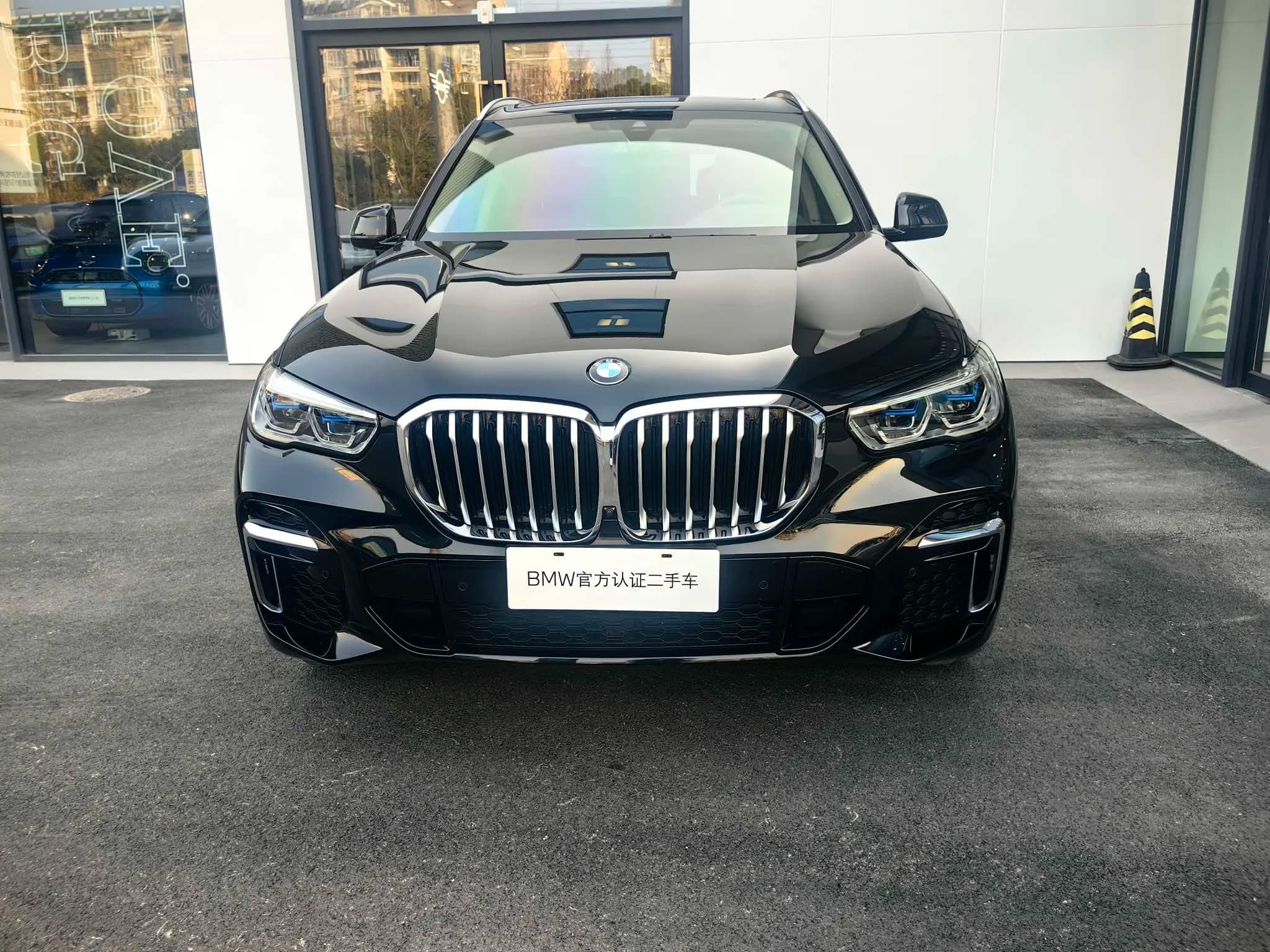 BMW X5 2023 г. 52436 км. — фото 2