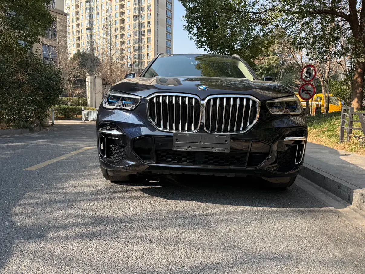 BMW X5 2023 г. 72022 км. — фото 2