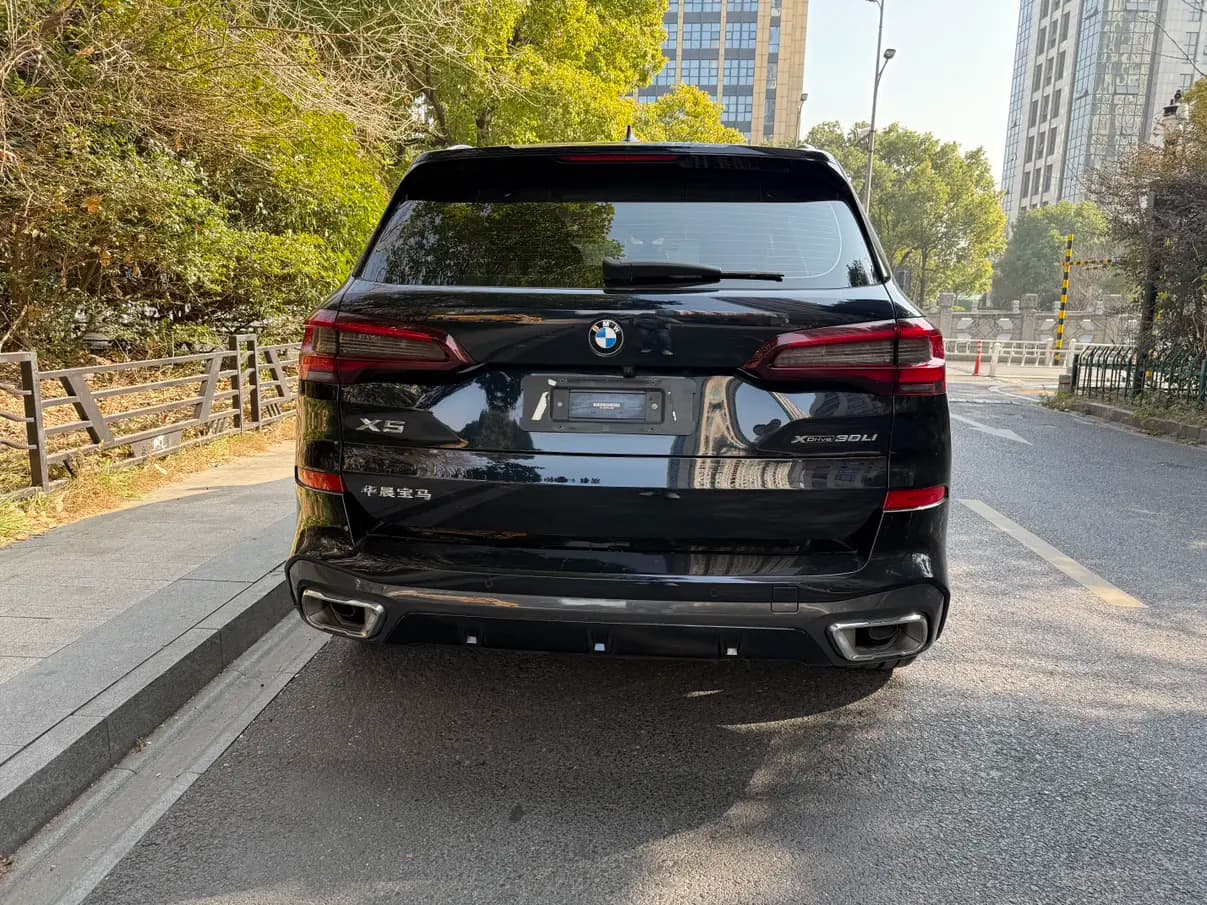 BMW X5 2023 г. 72022 км. — фото 3