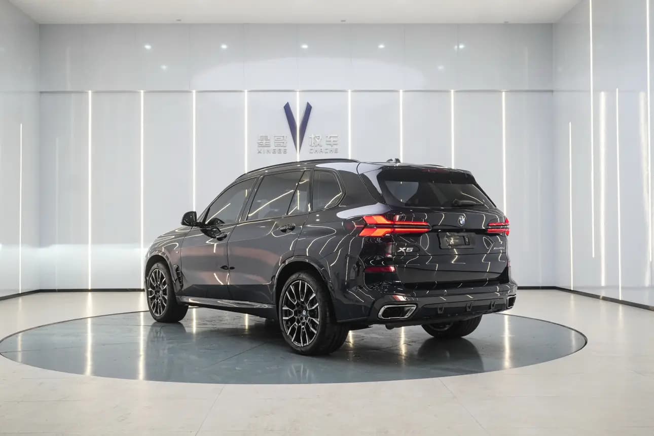 BMW X5 2025 г. 5141 км. — фото 4