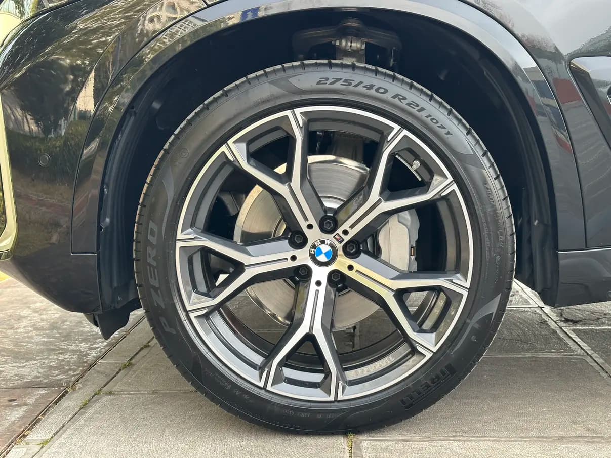 BMW X5 2025 г. 15105 км. — фото 8