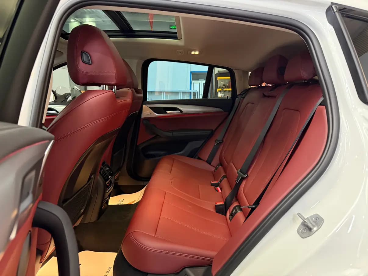 BMW X4 2023 г. 14008 км. — фото 24