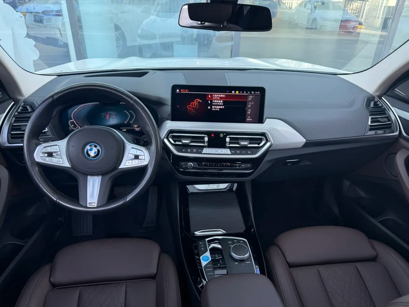 BMW iX3 2024 г. 28010 км. — фото 5