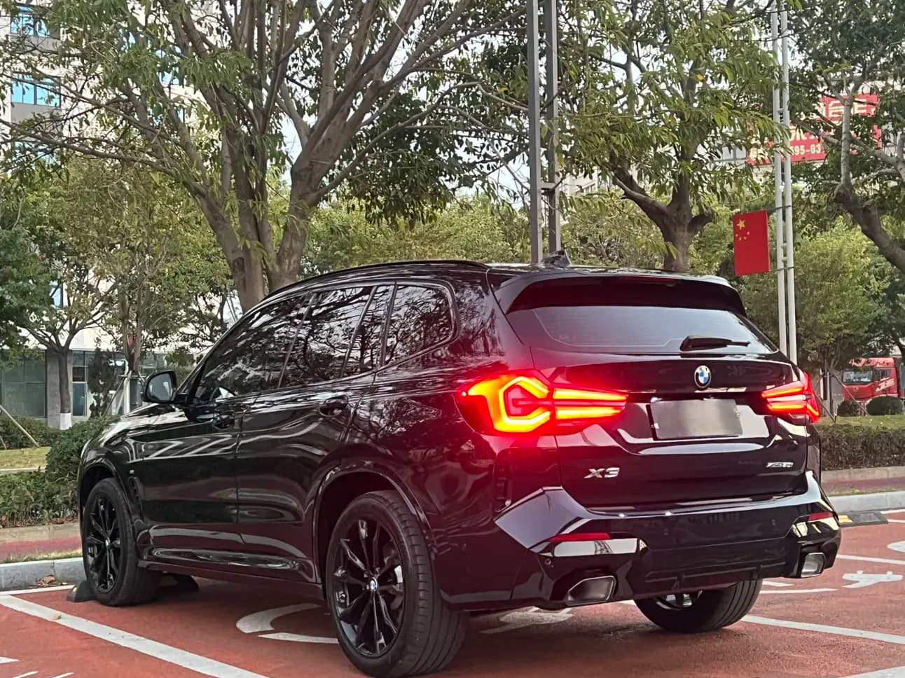 BMW X3 30i 2.0 xDrive Steptronic (255 л.с.) 2024 г. 20002 км — фото 3